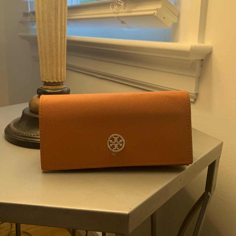 Tory Burch original leather sunglass case.